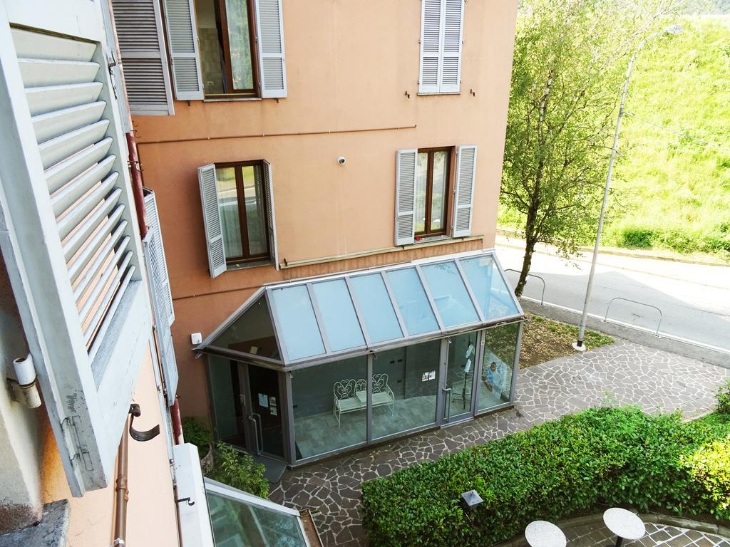 Victoria Hotels Carso Camnago Volta エクステリア 写真